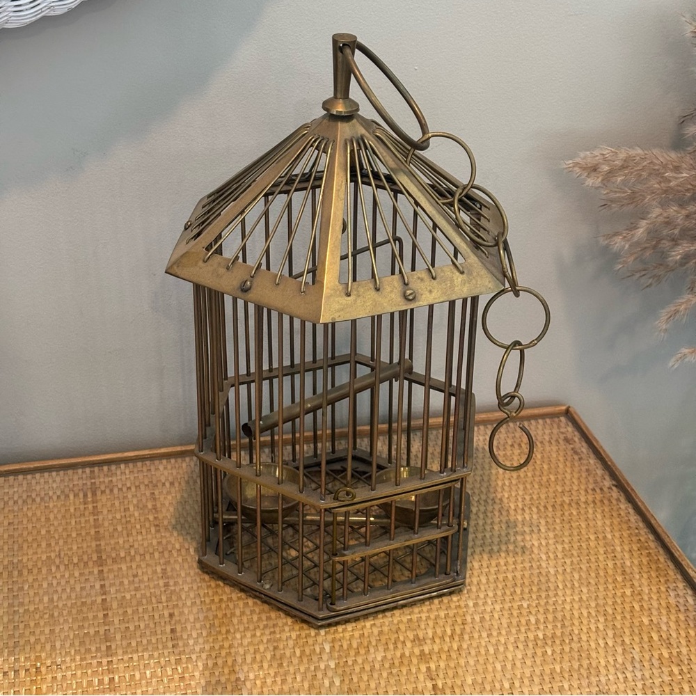 Vintage Decorative Solid Brass Bird Cage Swing Perch 2 Feeders great condition!